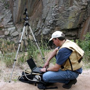 FieldSpec being used for rock mineral analysis