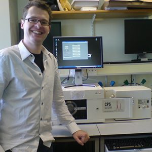 Dr Stefan Bon of the University of Warwick next to the CPS DC24000